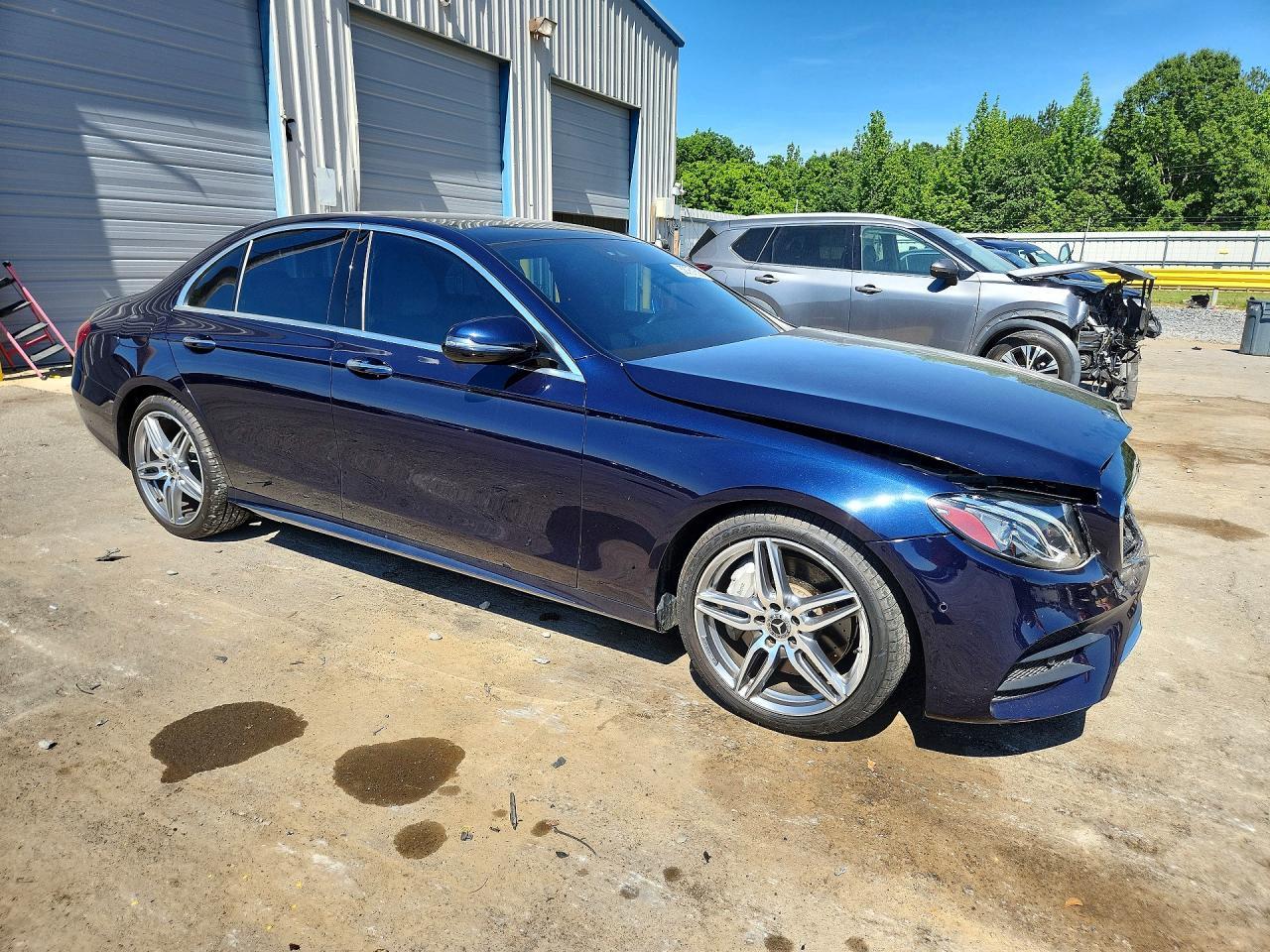 2018 Mercedes-Benz E 300 - Image 4