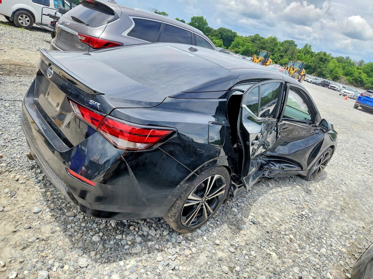 2021 Nissan Sentra Sr - Фото 3