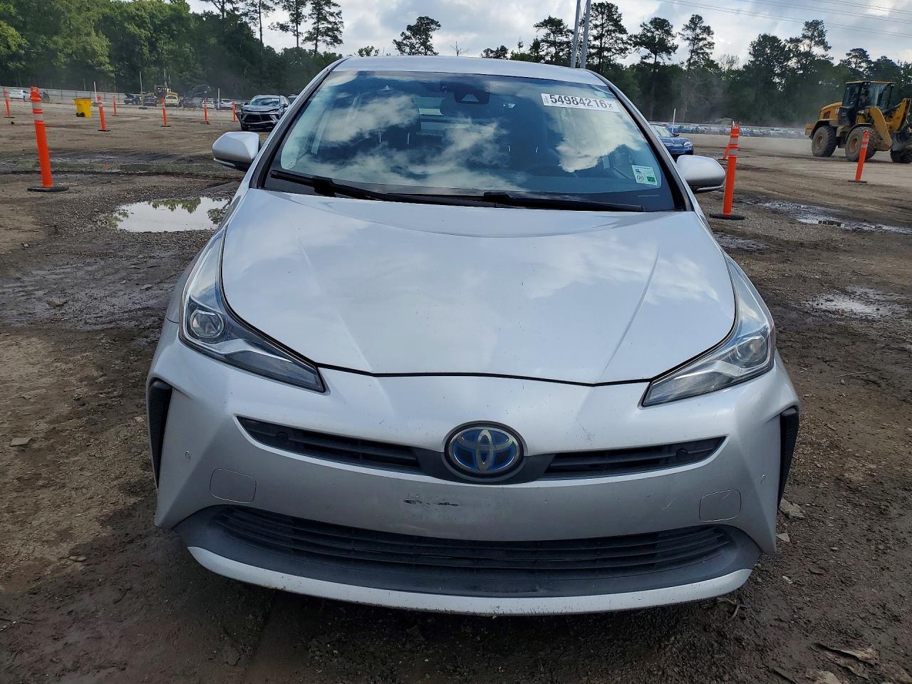 2020 Toyota Prius Xle - Image 5