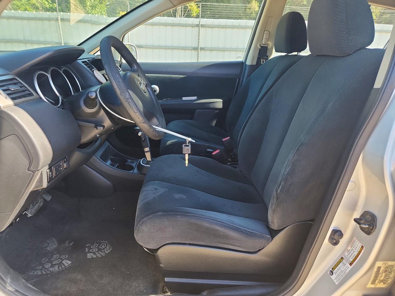 2012 Nissan Versa 1.8 S - Фото 7
