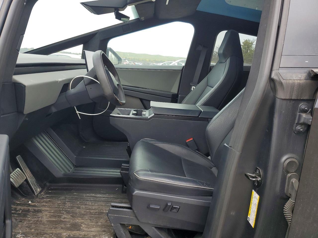 2024 Tesla Cybertruck - Фото 7