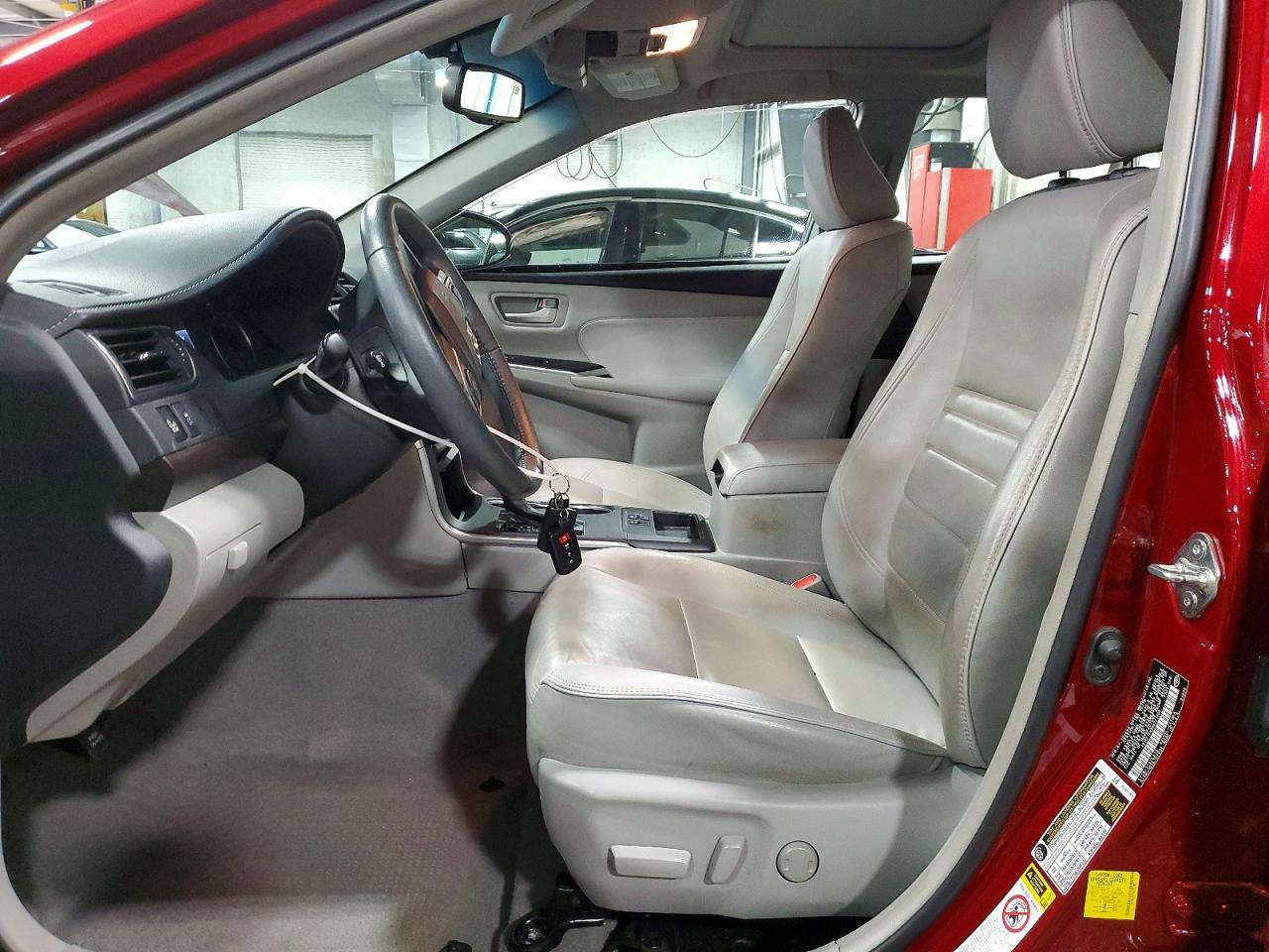 2017 Toyota Camry Xle - Image 7