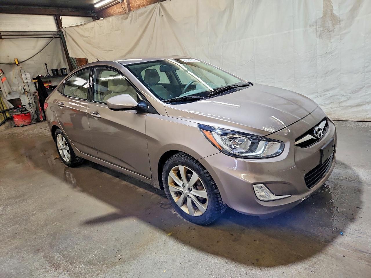 2013 Hyundai Accent Gls - Image 4