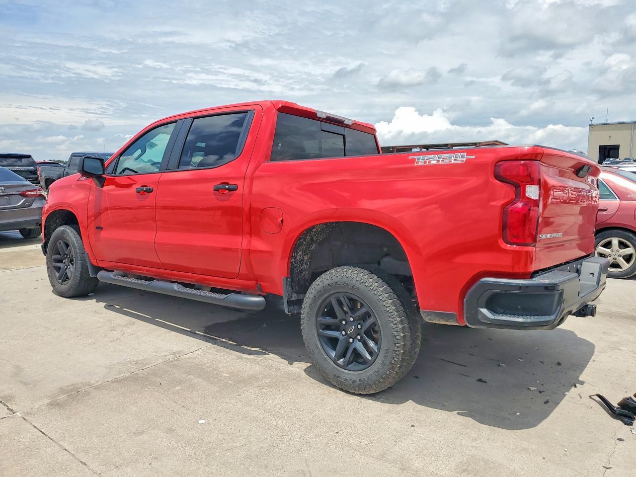 2019 Chevrolet Silverado K1500 Lt Trail Boss - Фото 2