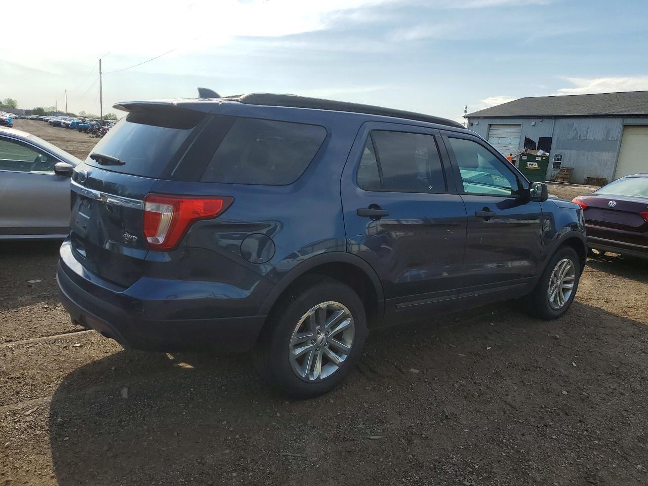 2016 Ford Explorer - Фото 3
