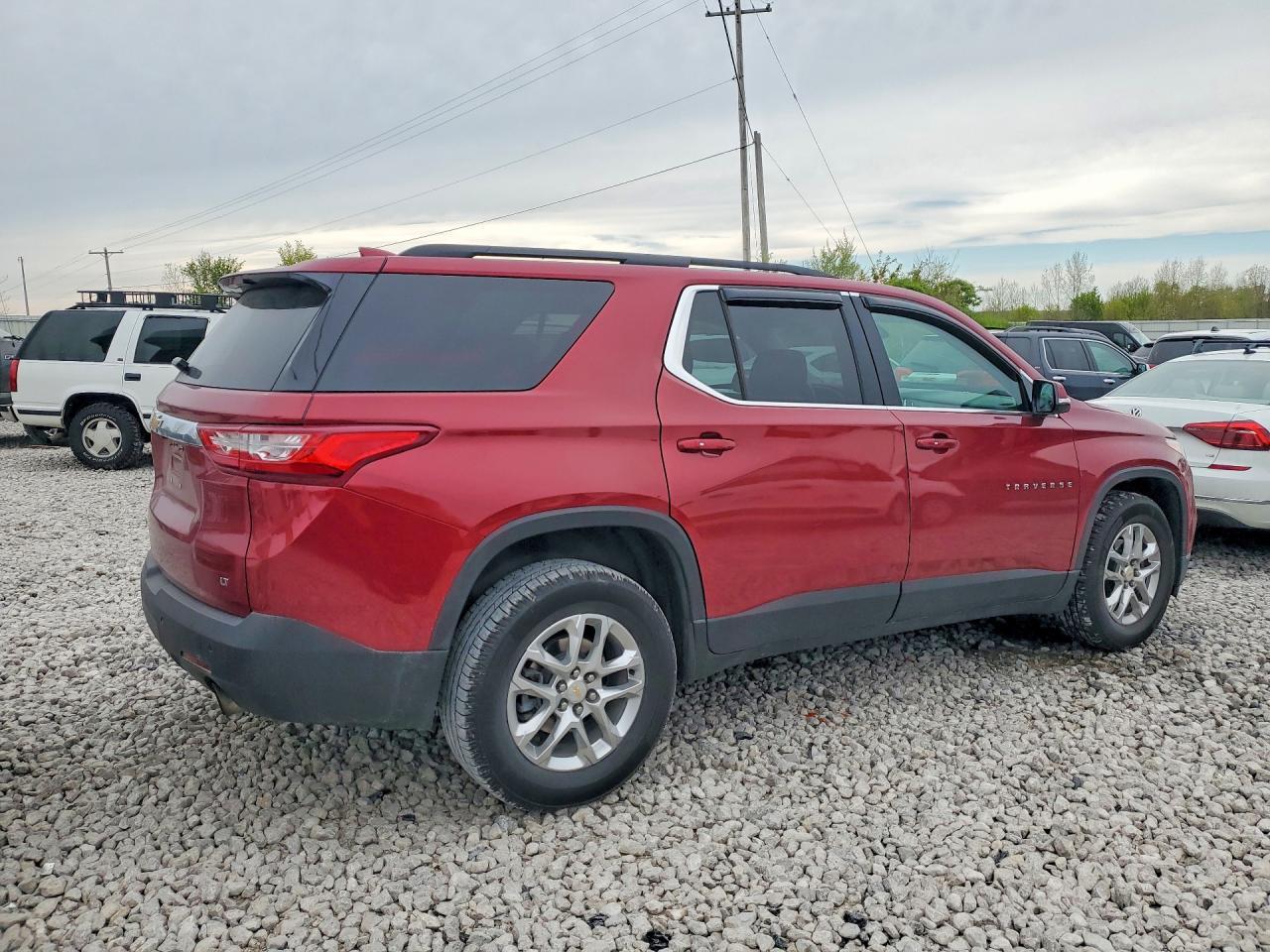 2020 Chevrolet Traverse Lt - Image 3