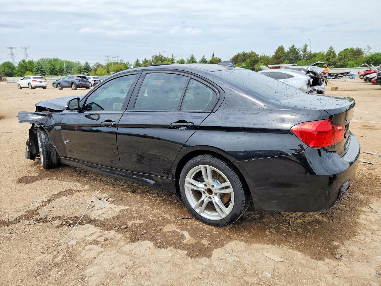 2013 BMW 335 Xi - Фото 2