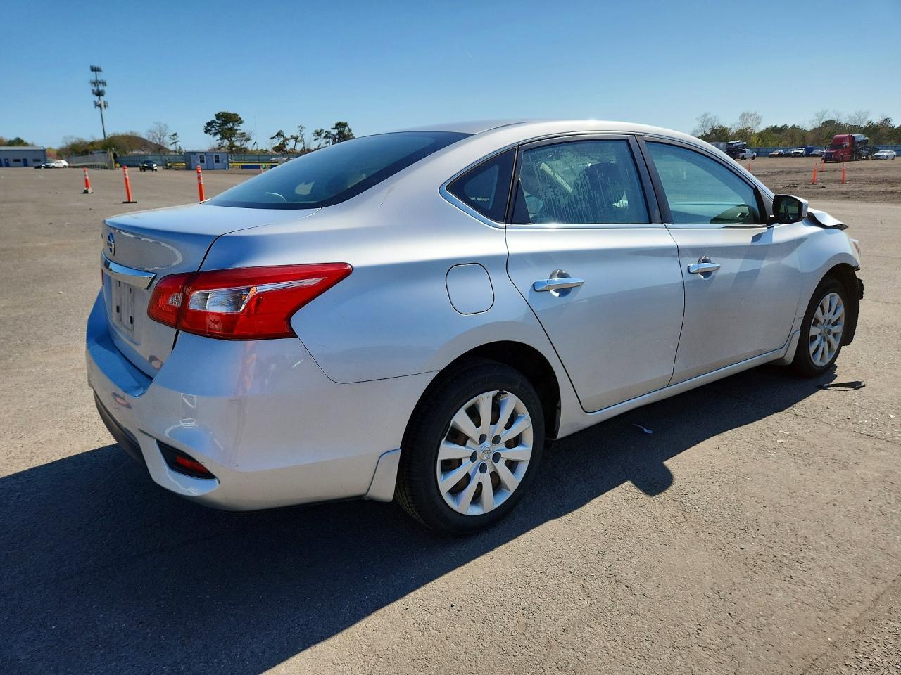 2019 Nissan Sentra S - Фото 3