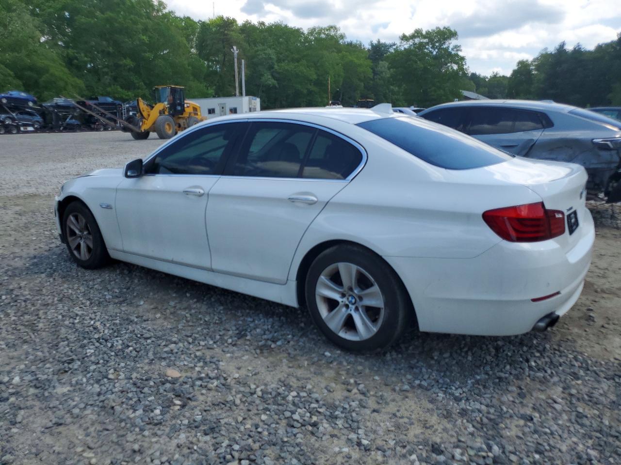 2013 BMW 528 Xi - Фото 2