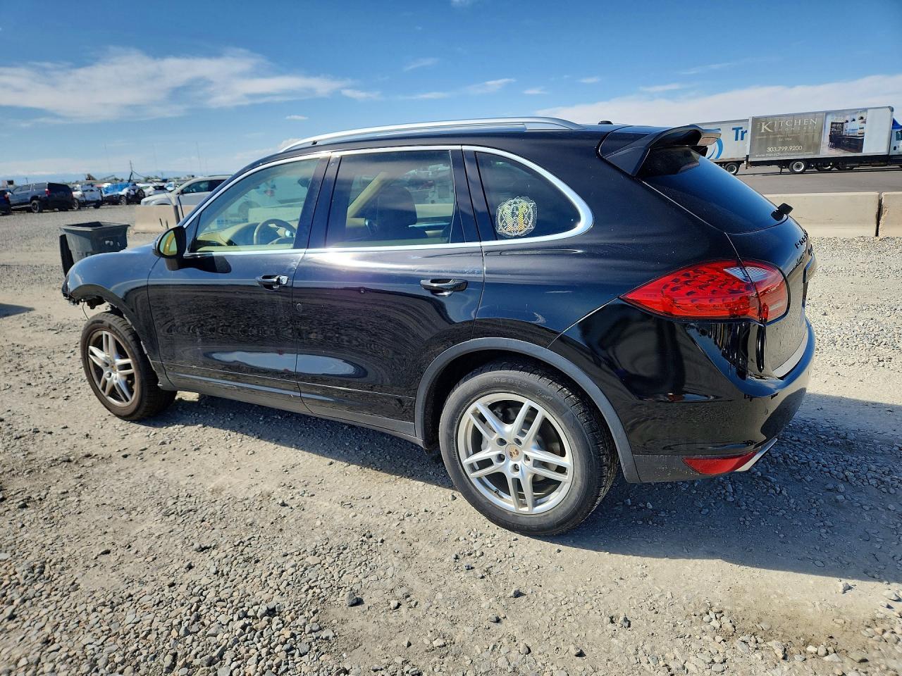 2012 Porsche Cayenne S - Image 2