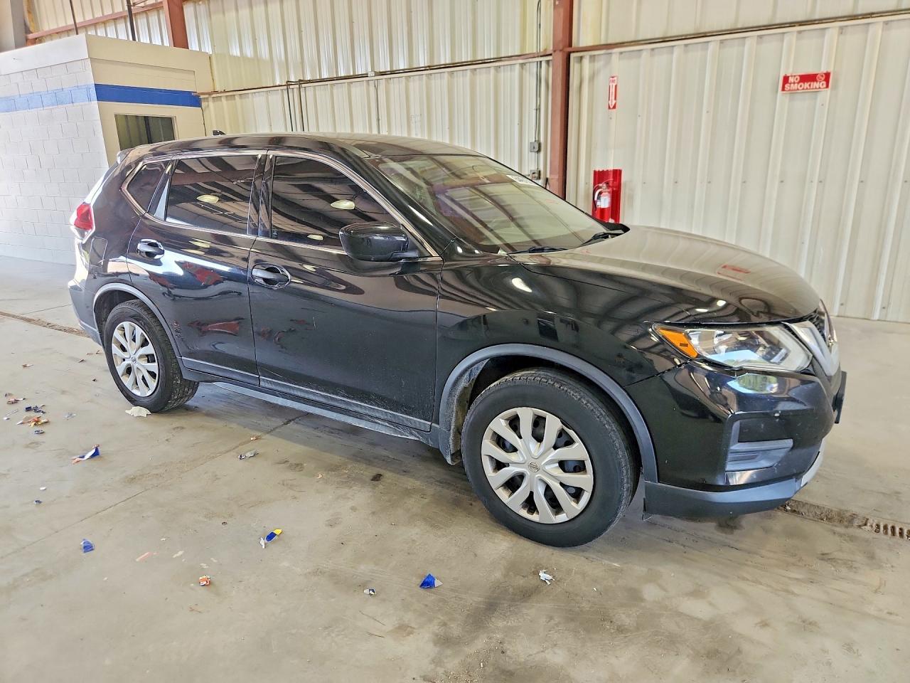 2019 Nissan Rogue S - Фото 4