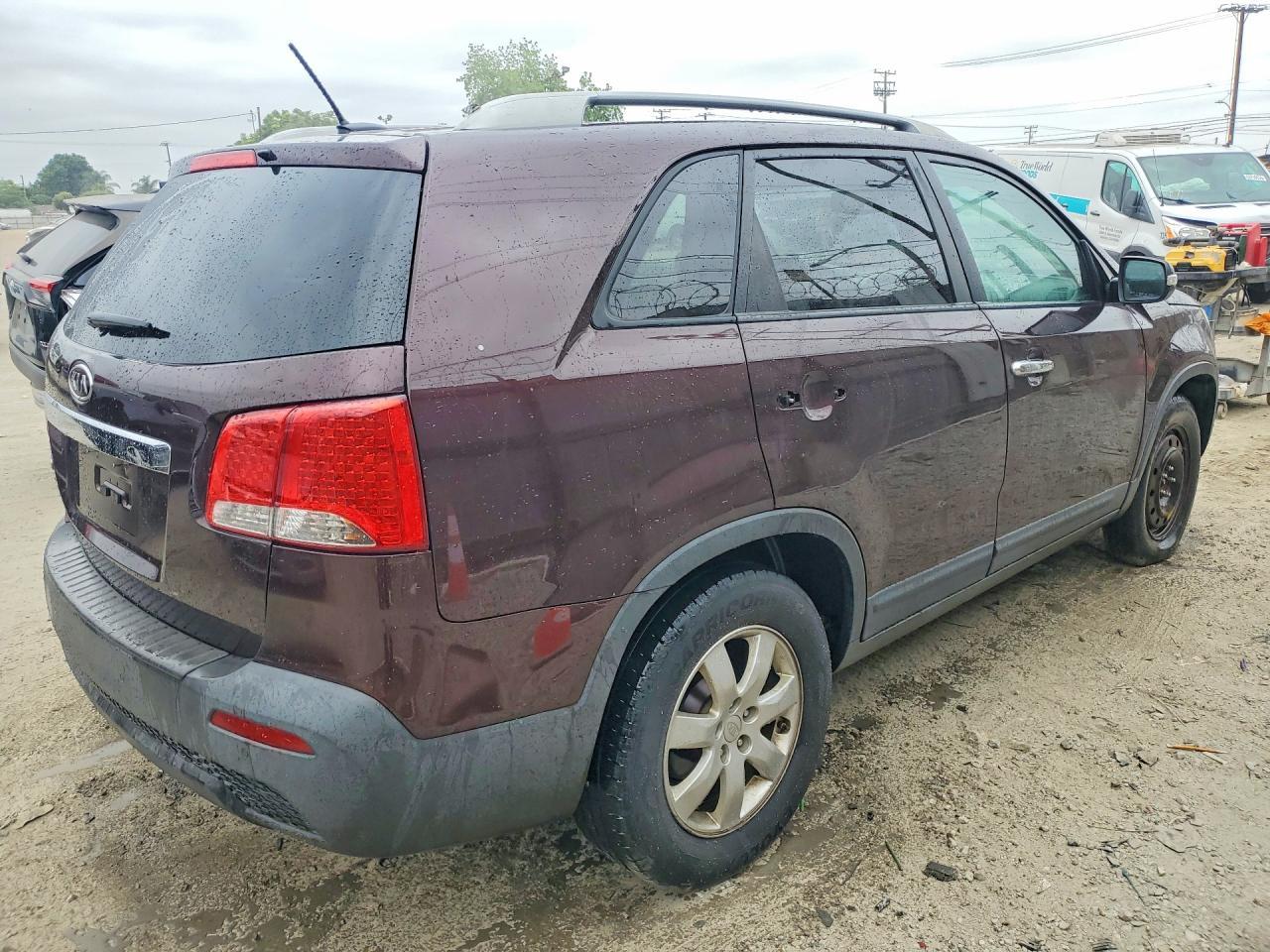 2011 Kia Sorento Lx - Фото 3
