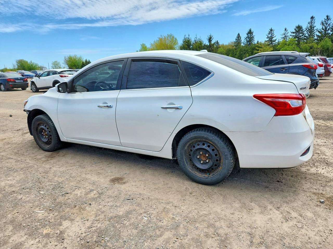 2019 Nissan Sentra S - Фото 2