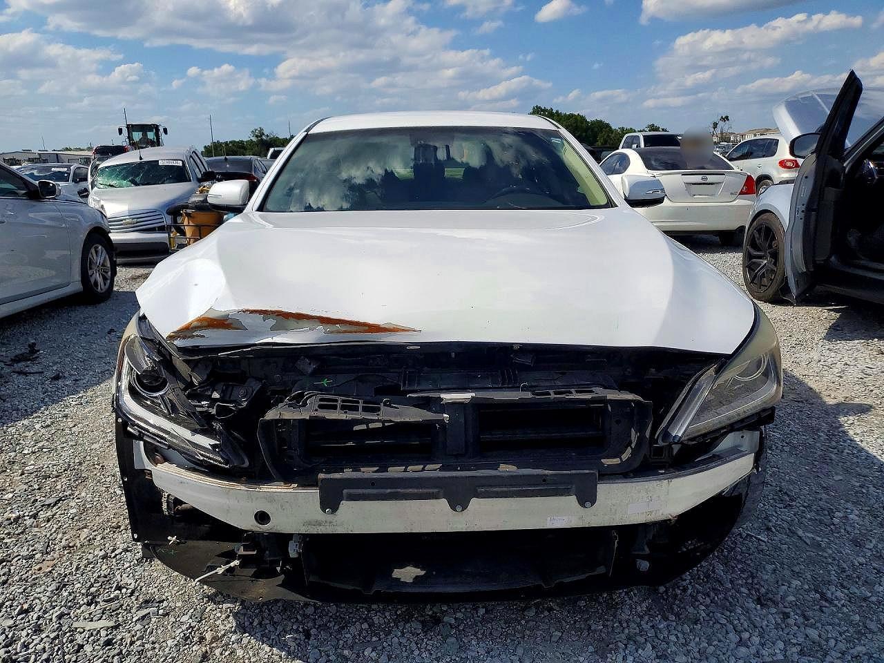 2016 Hyundai Genesis 3.8L - Image 5