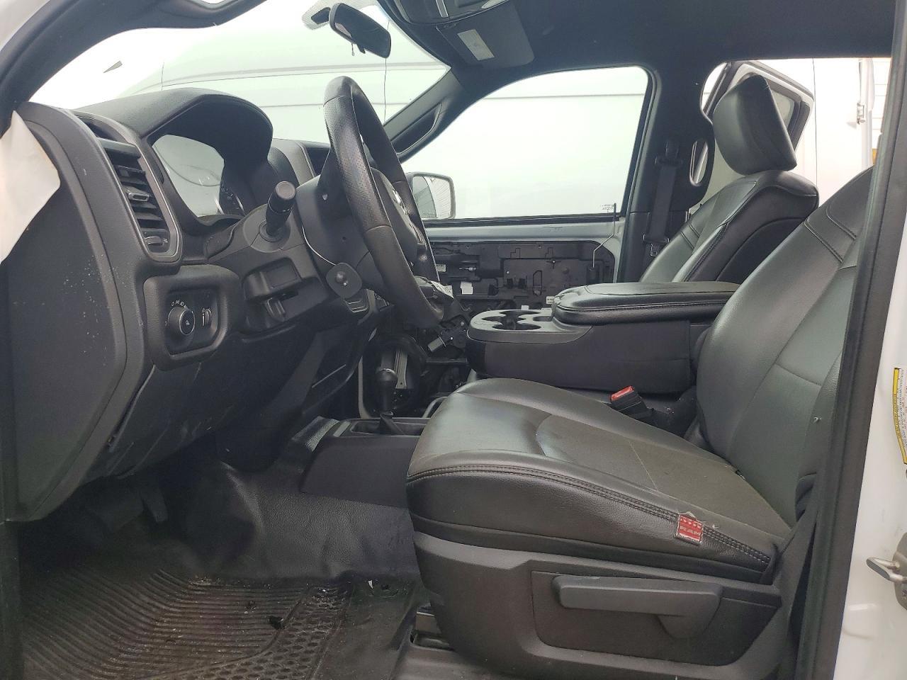2021 Ram 3500 Tradesman 4Wd 6.7L 6C Tdsl Crew Cab - Фото 7