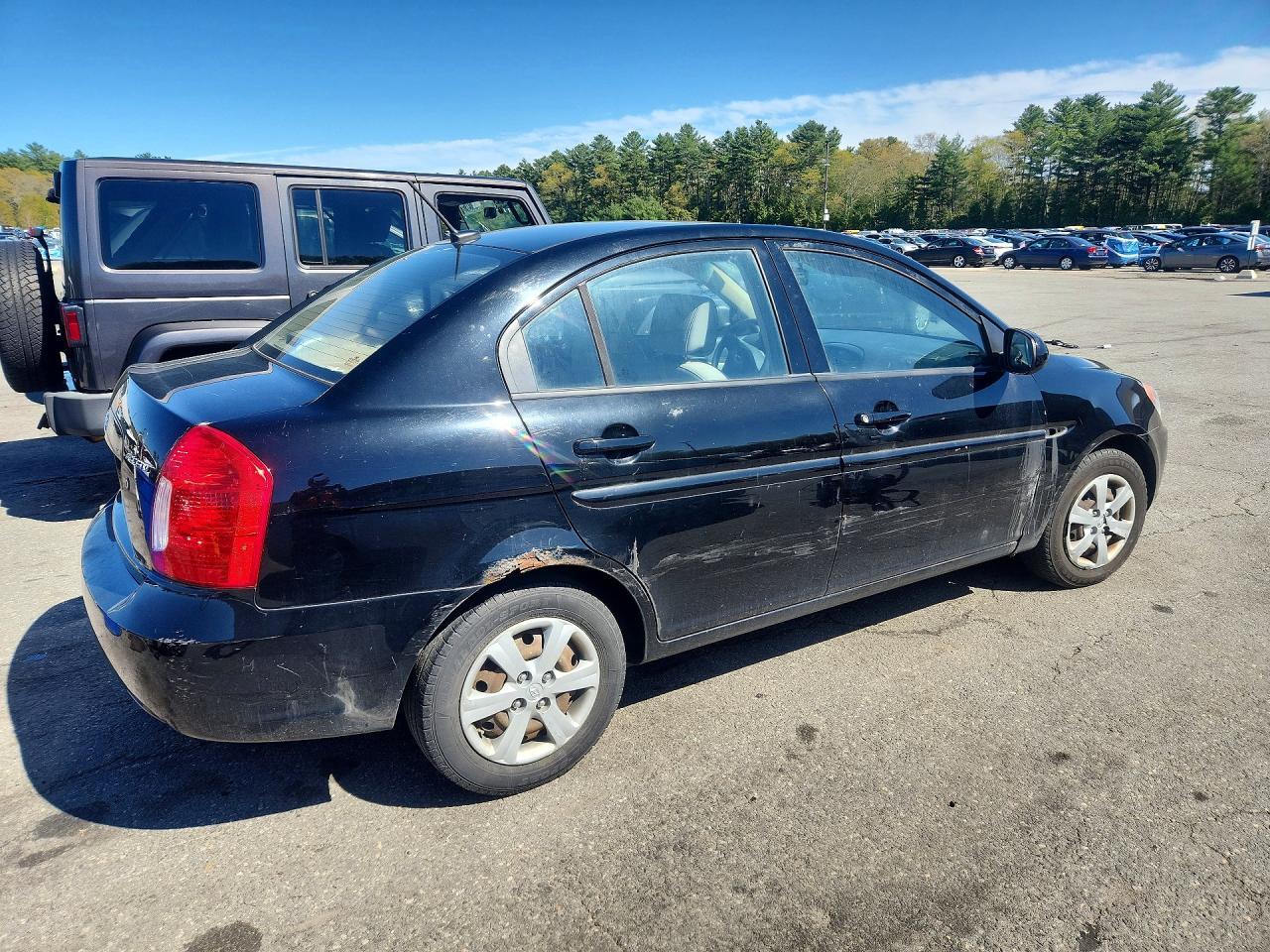 2011 Hyundai Accent Gls - Фото 3
