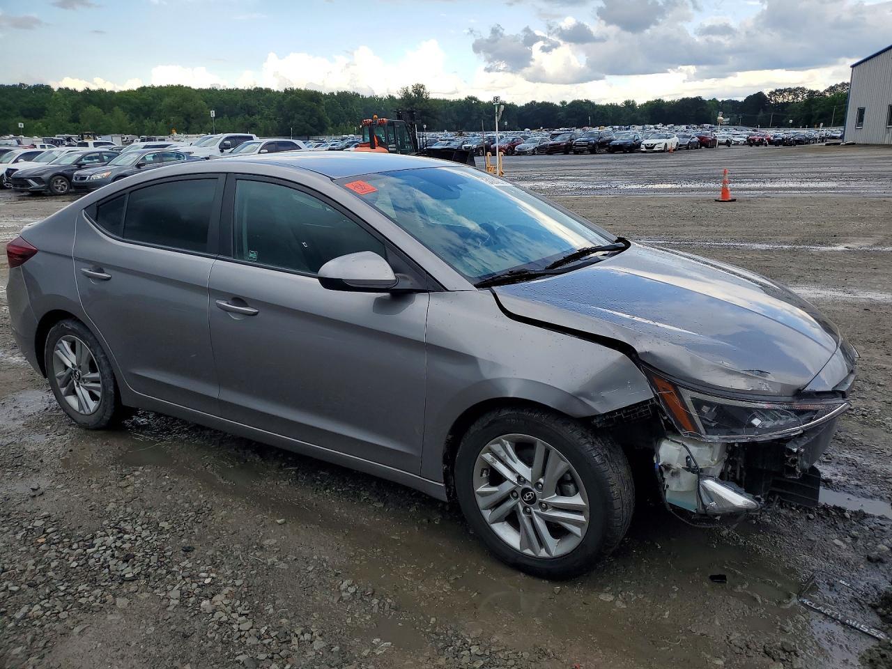 2020 Hyundai Elantra Sel - Image 4