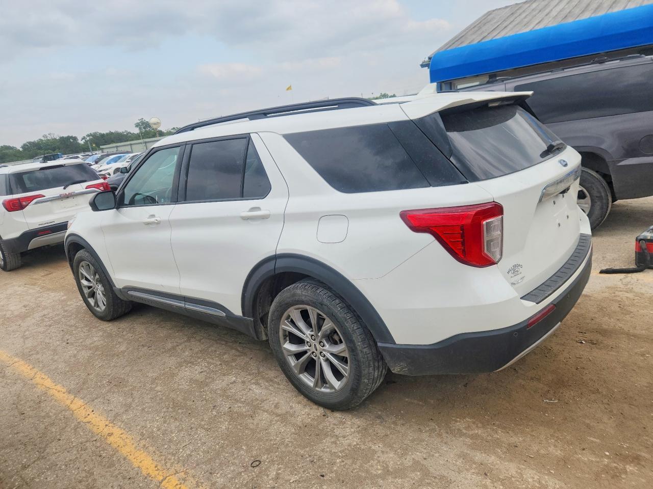 2020 Ford Explorer Xlt - Фото 2
