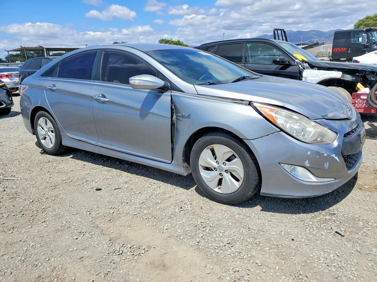 2014 Hyundai Sonata Hybrid - Фото 4