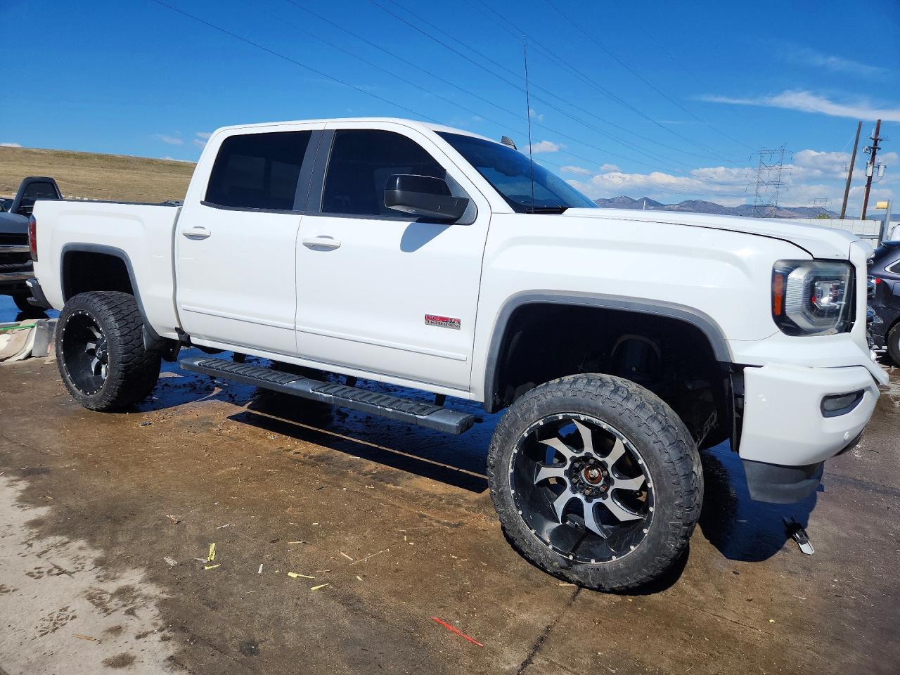 2016 GMC Sierra K1500 Slt - Image 4