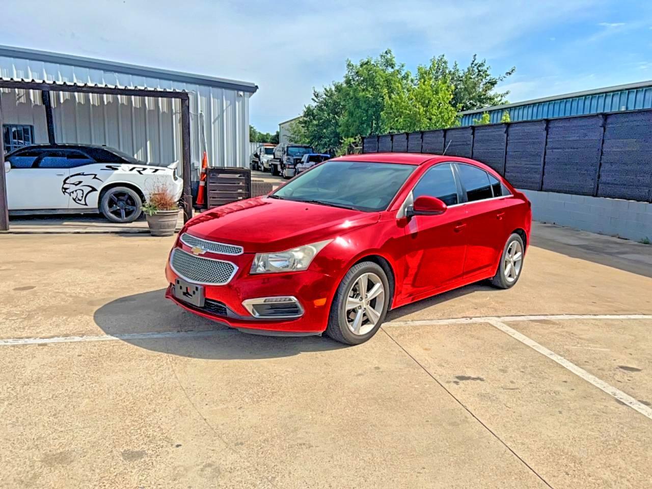 2016 Chevrolet Cruze Limited Lt - Image 2