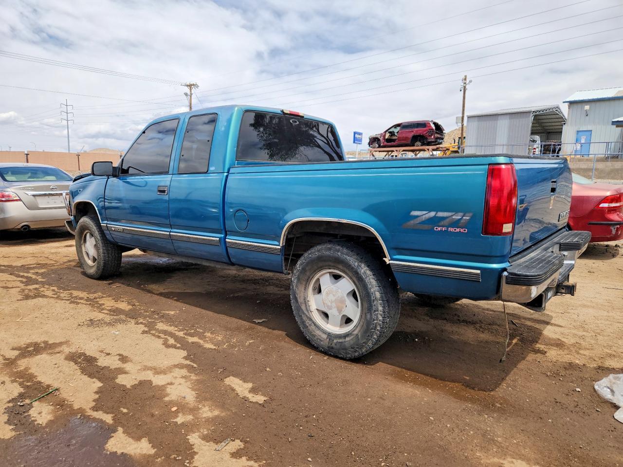 1998 Chevrolet Gmt-400 K1500 - Image 2