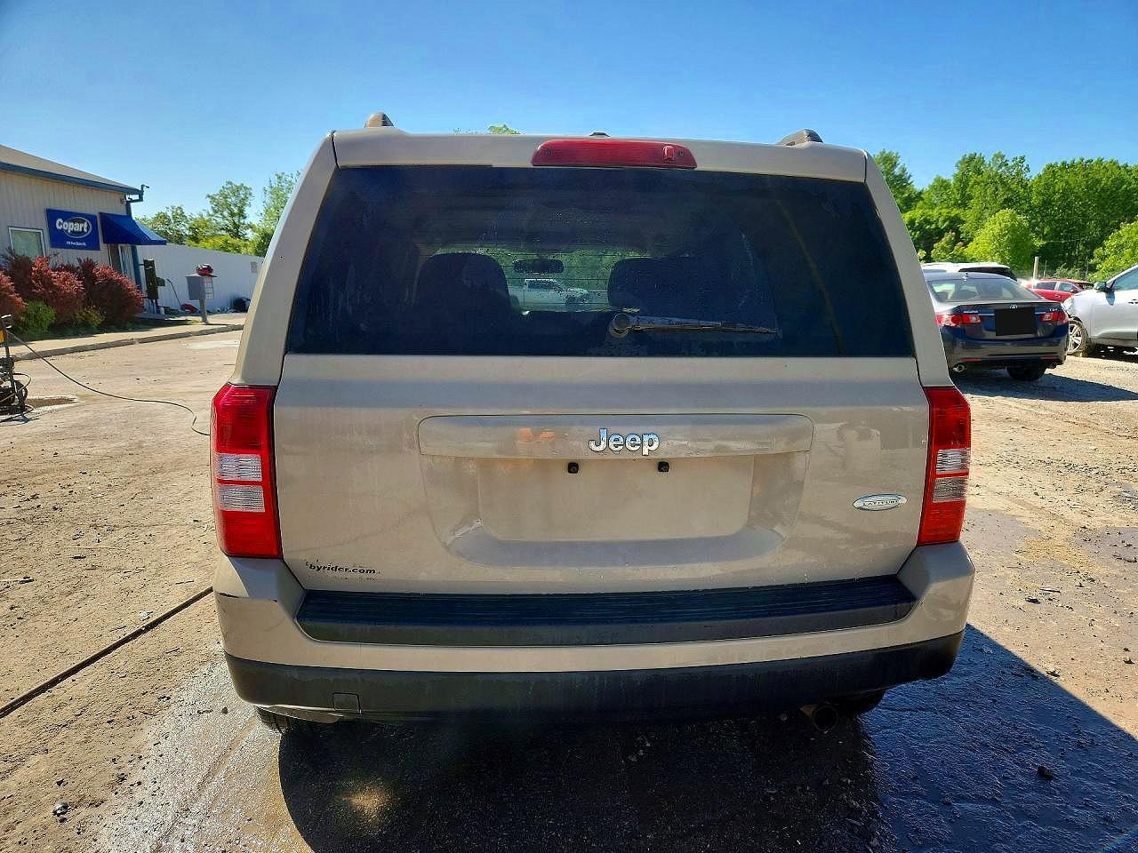 2017 Jeep Patriot Latitude - Image 6