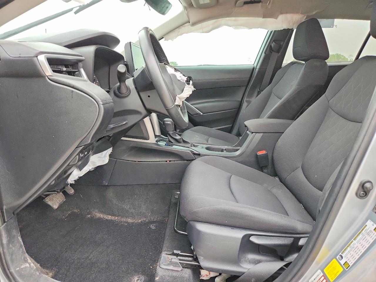 2024 Toyota Corolla Cross Le - Фото 7