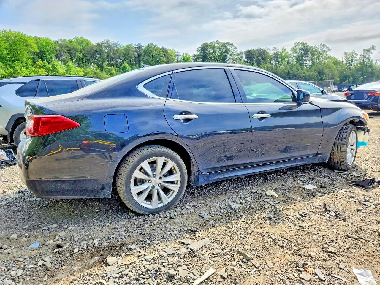2012 Infiniti M37 X - Фото 3