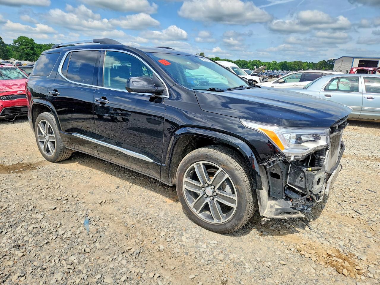 2017 GMC Acadia Denali - Фото 4