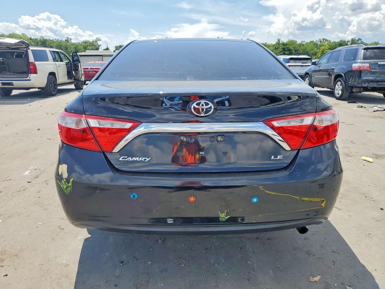 2017 Toyota Camry Le - Фото 6