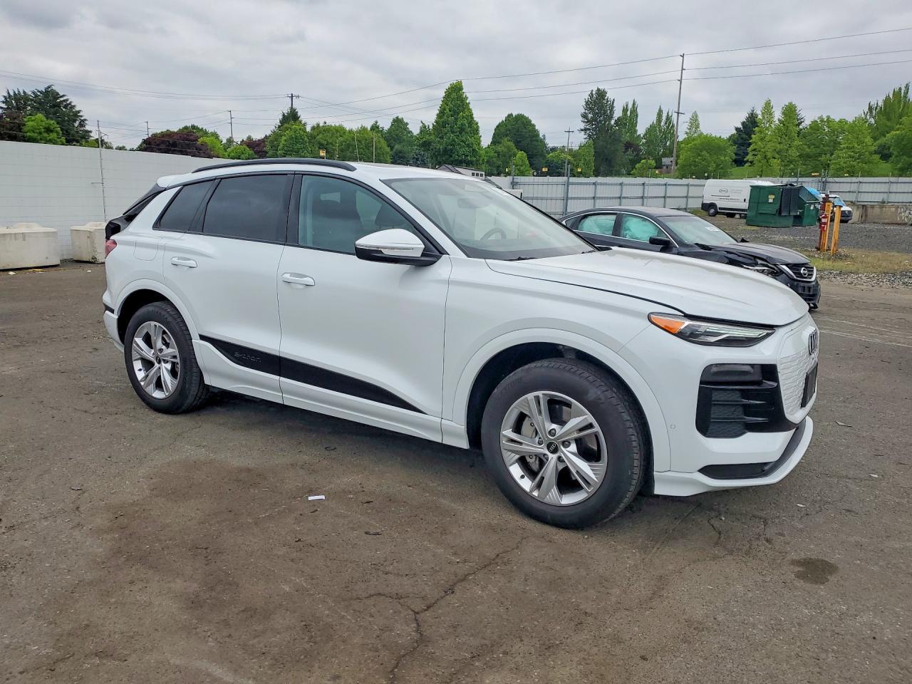 2025 Audi Q6 E-Tron Premium - Фото 4