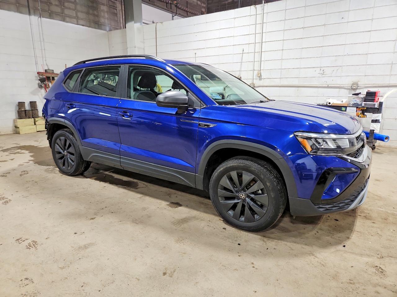 2022 Volkswagen Taos S - Фото 4
