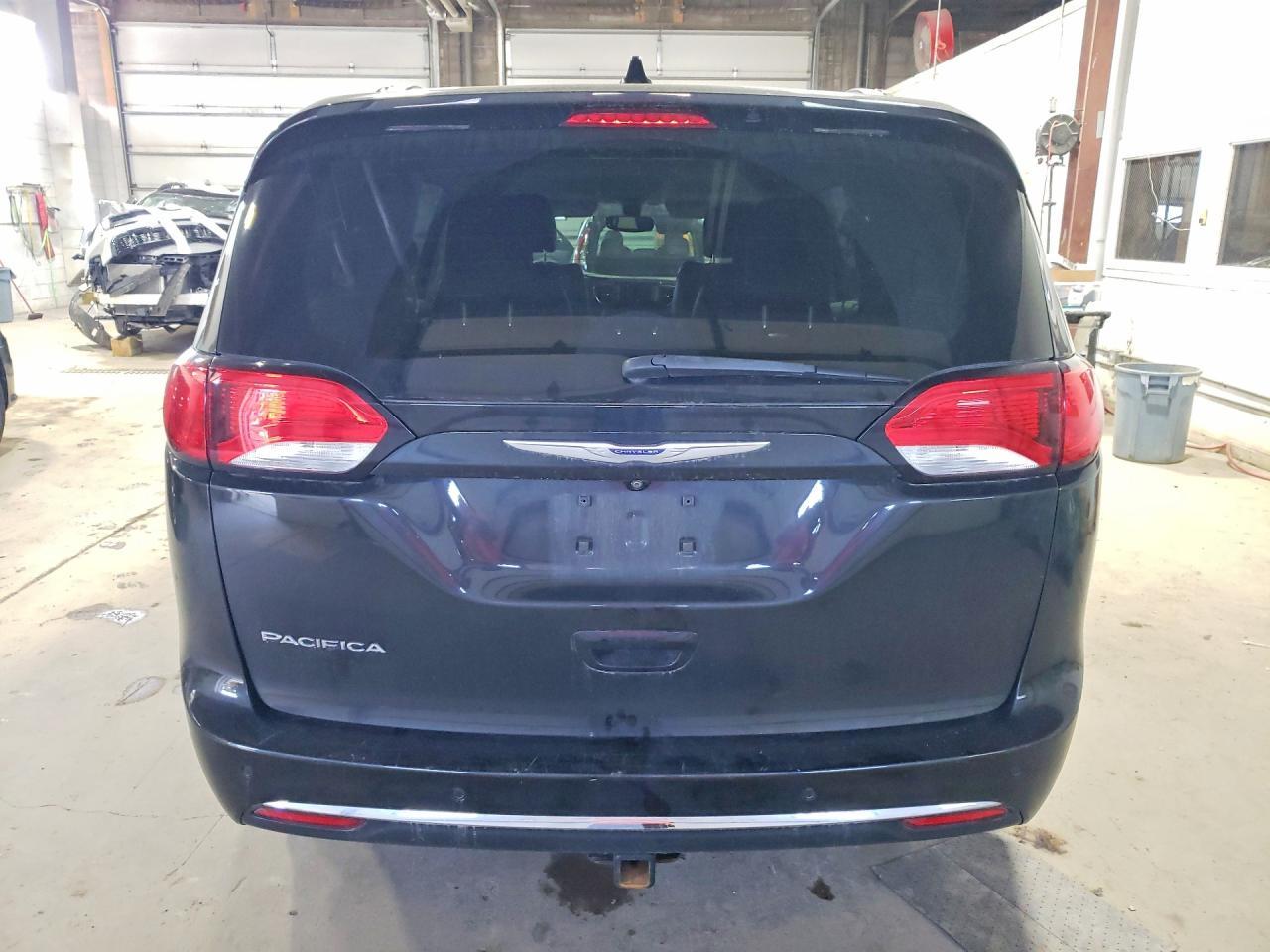 2019 Chrysler Pacifica Touring L - Фото 6