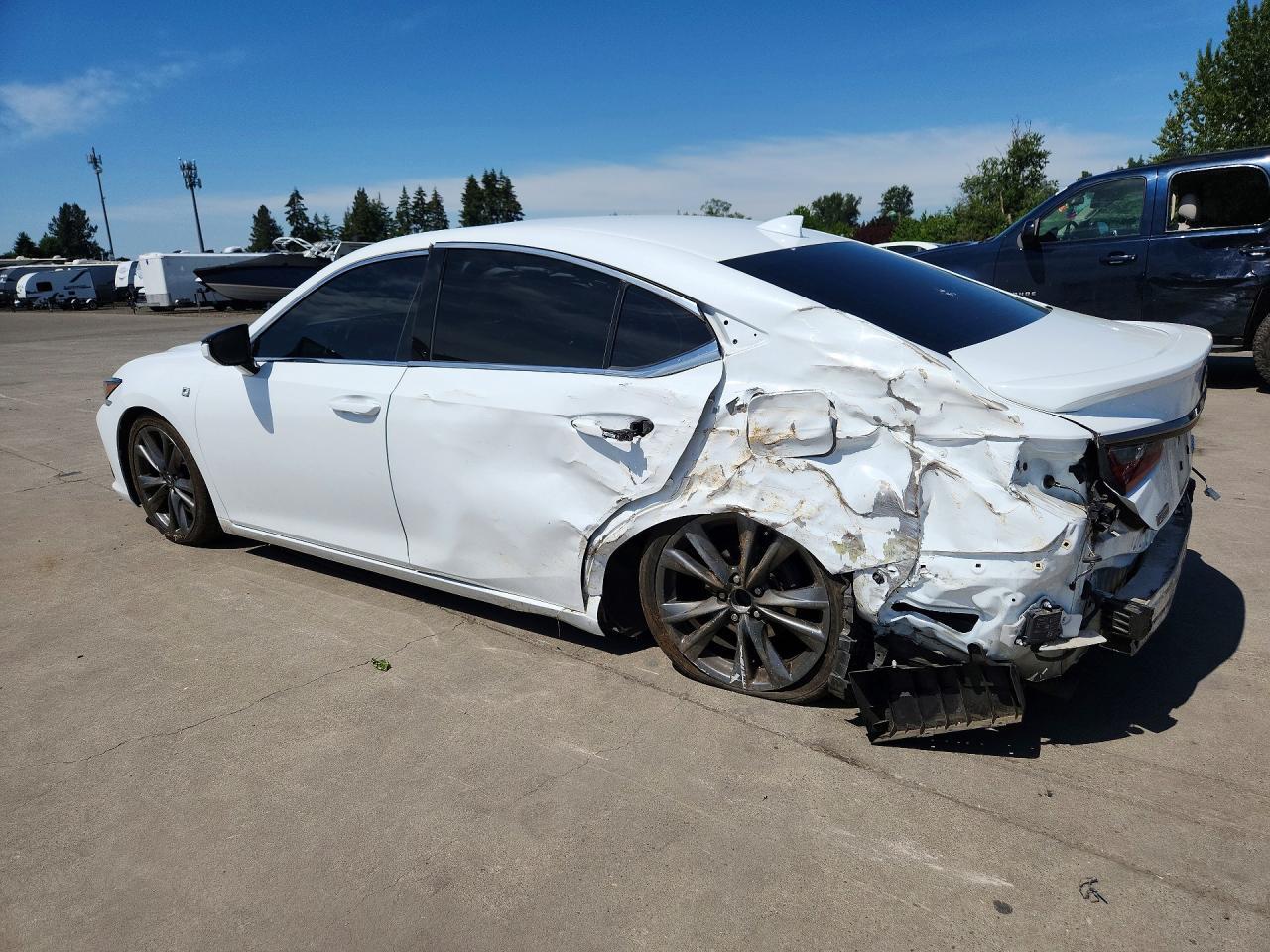 2019 Lexus Es 350 - Image 2