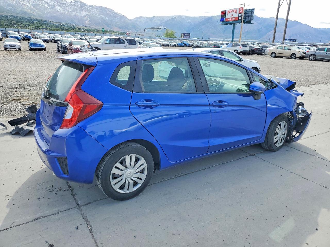 2017 Honda Fit Lx - Image 3