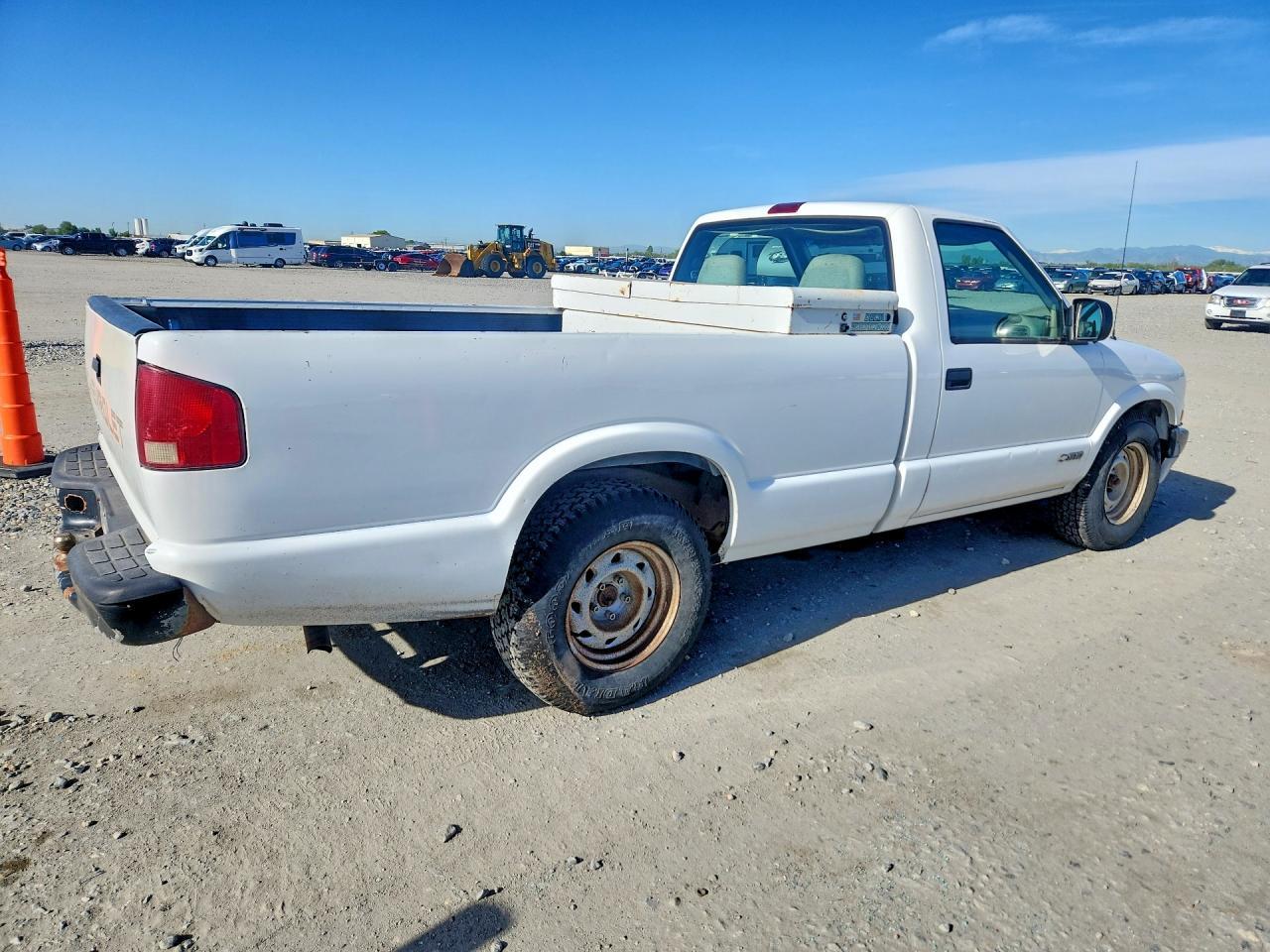 1999 Chevrolet S Truck S10 - Фото 3