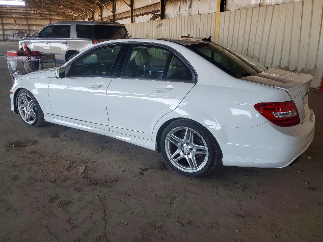 2013 Mercedes-Benz C 250 - Image 2