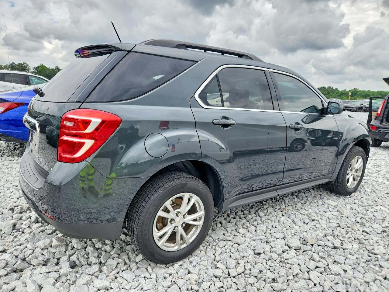 2017 Chevrolet Equinox Lt - Image 3