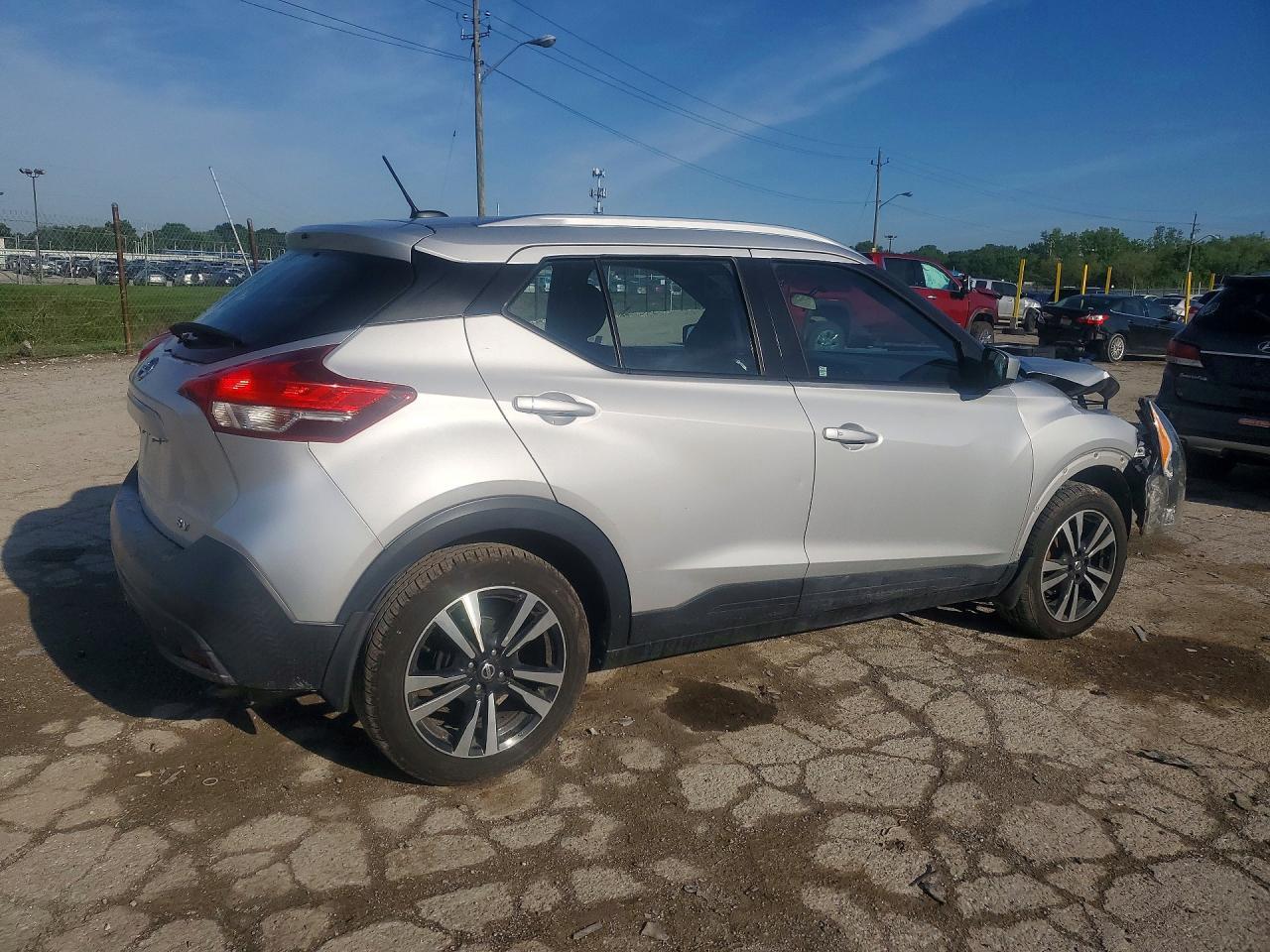 2019 Nissan Kicks Sv - Фото 3