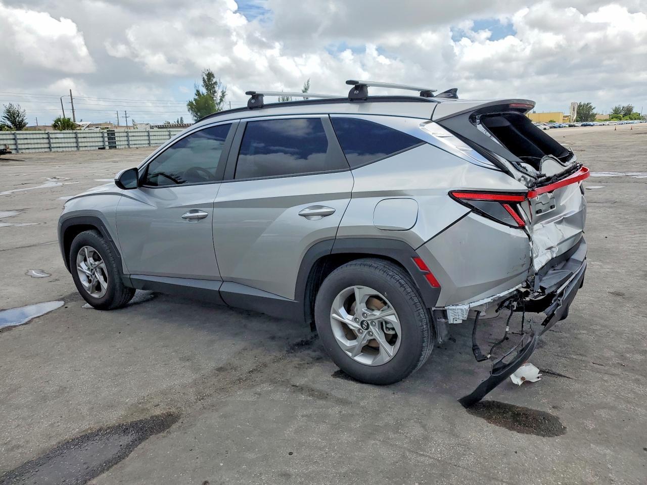 2023 Hyundai Tucson Sel - Image 2