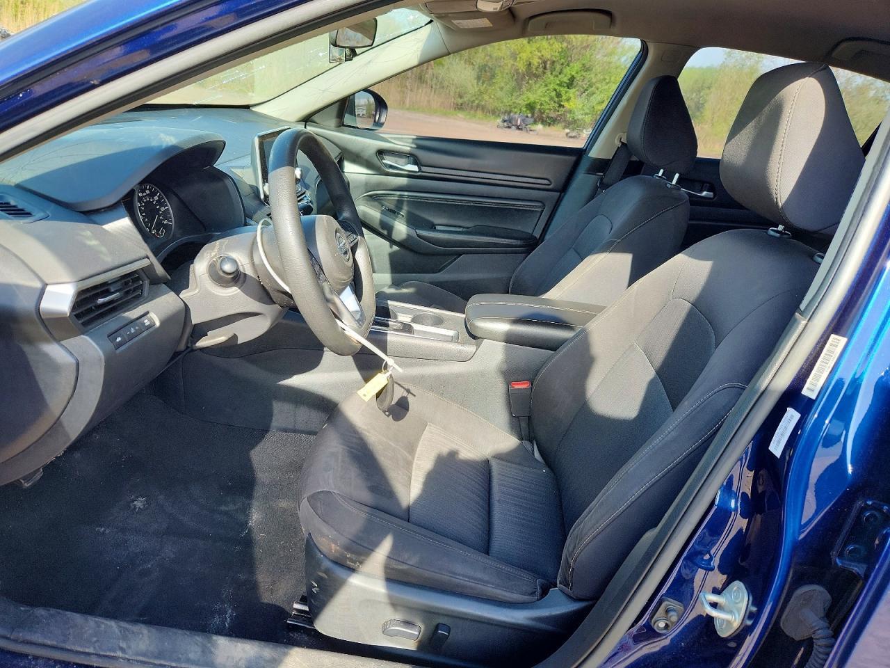 2020 Nissan Altima S - Фото 7