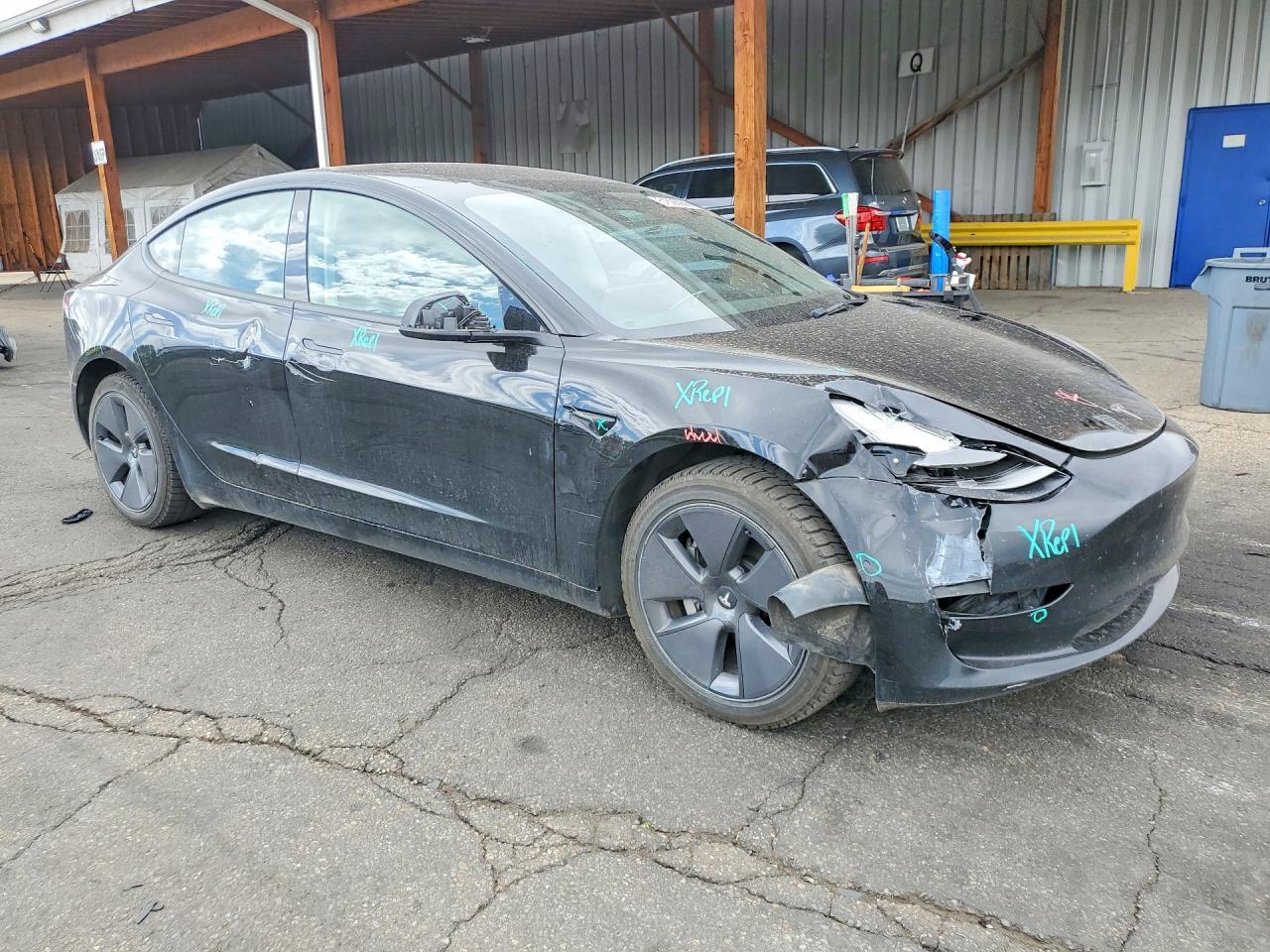 2022 Tesla Model 3 - Фото 4