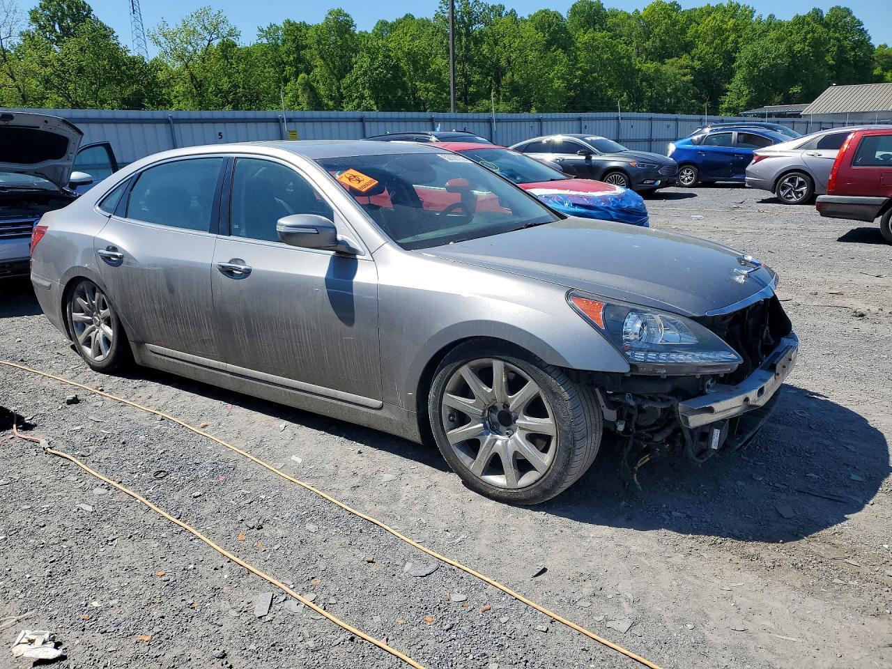 2013 Hyundai Equus Signature - Image 4