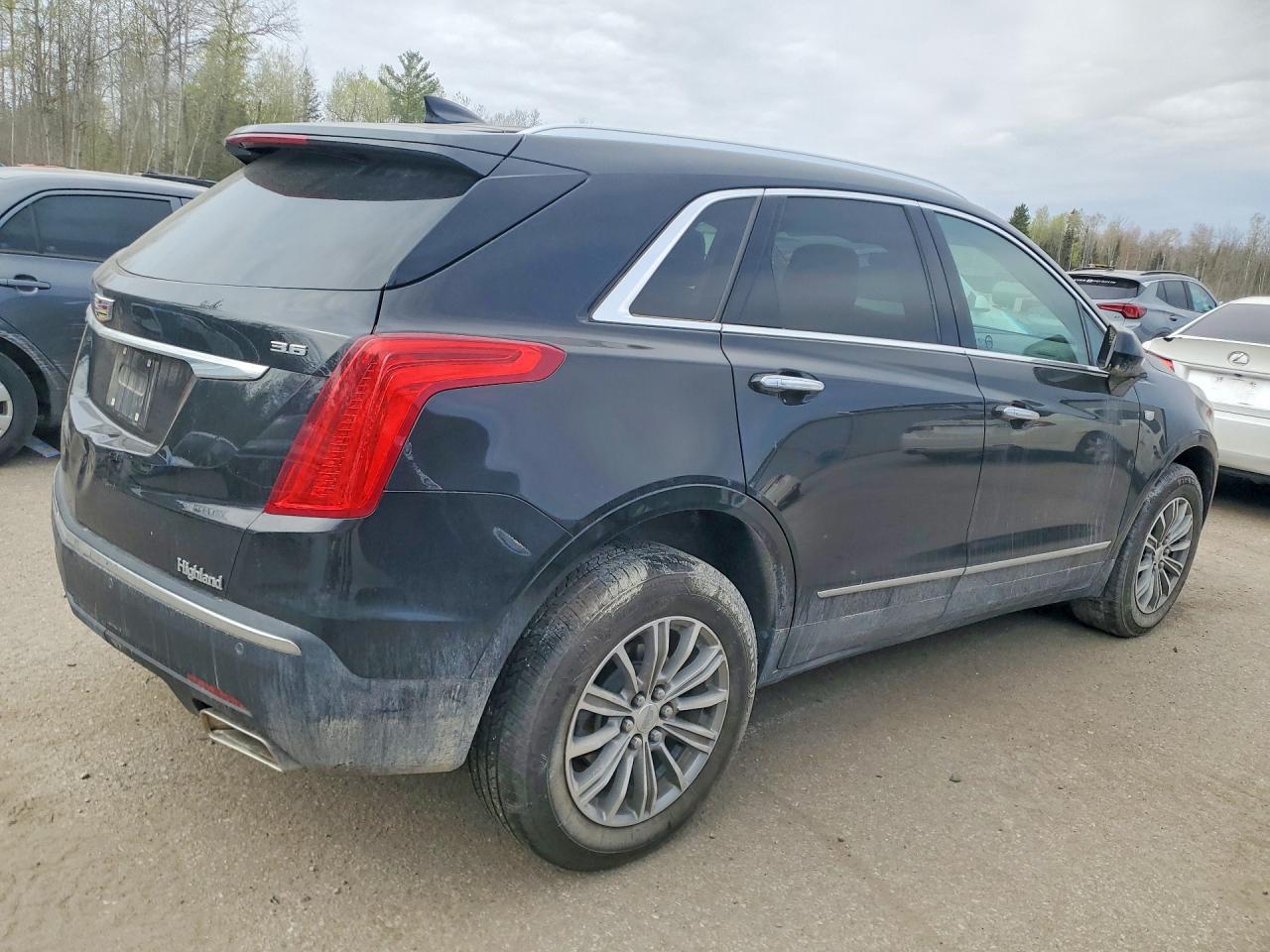 2017 Cadillac Xt5 Luxury - Фото 3