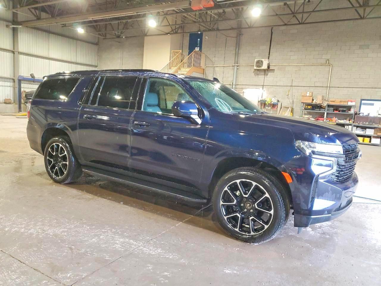 2024 Chevrolet Suburban K1500 Rst - Image 4