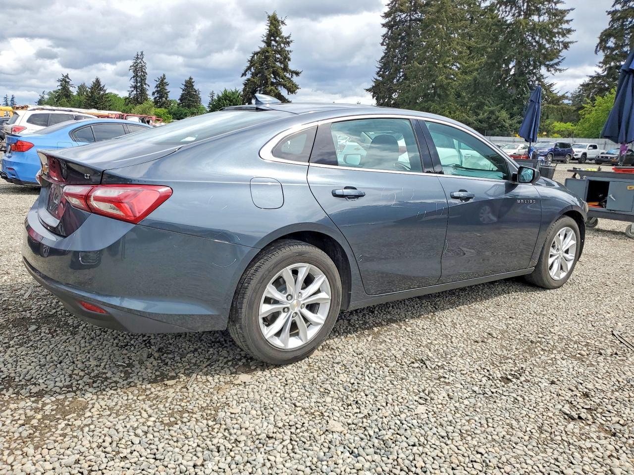 2021 Chevrolet Malibu Lt - Фото 3