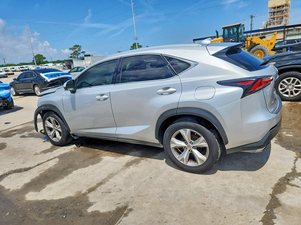2017 Lexus Nx 200T Base - Фото 2