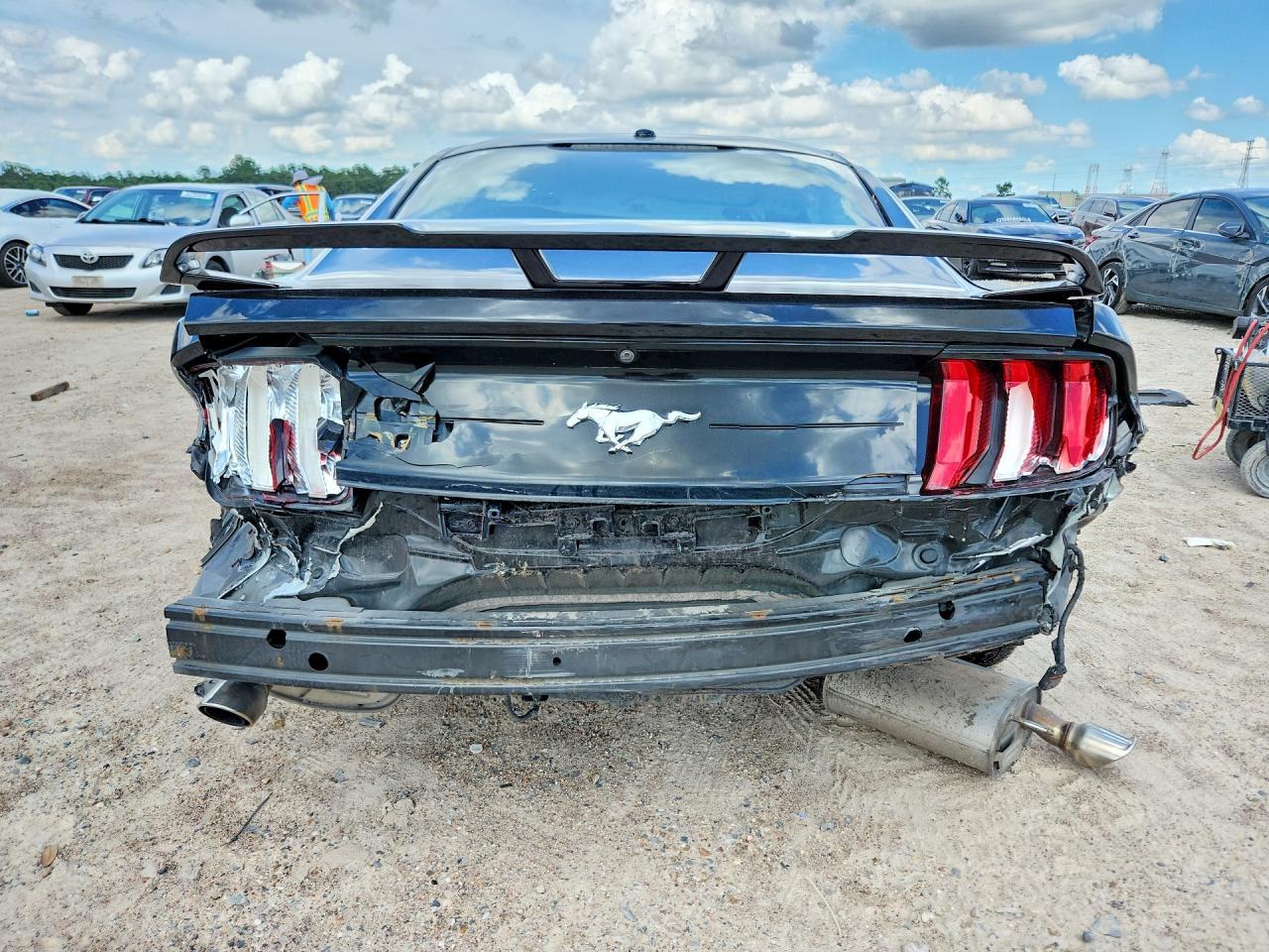 2018 Ford Mustang - Фото 6