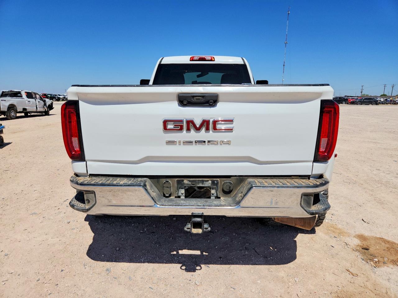 2020 GMC Sierra K3500 - Image 6